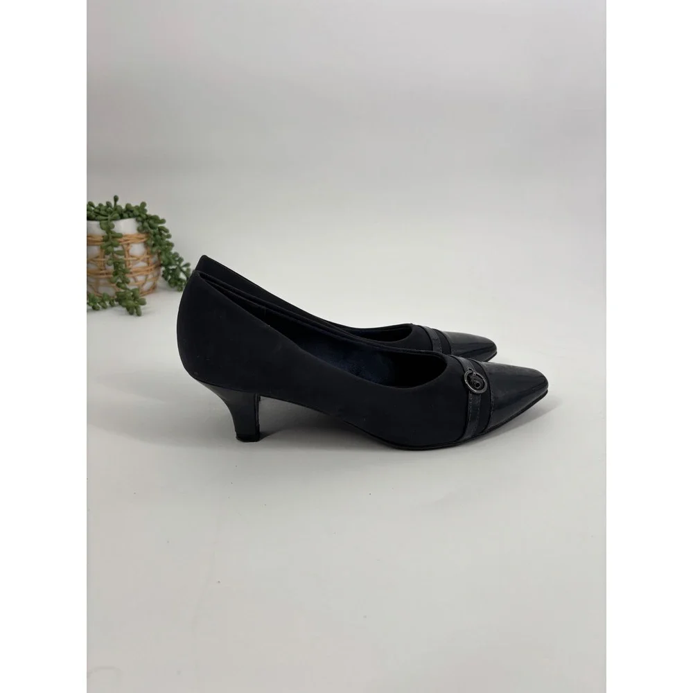 Kelly & Katie Pumps Womens 7.5 Black‎ Fabric Patent Cap Toe Kitten Heel Hardware